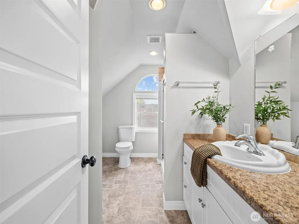 624 NE 2nd Avenue Camas WA 98600