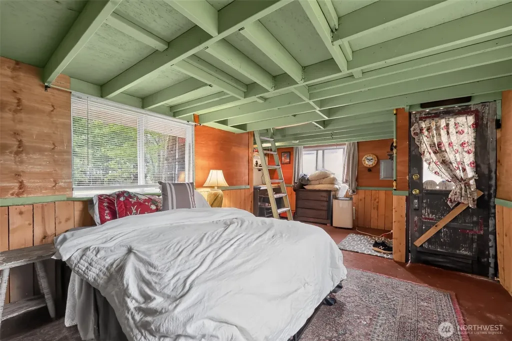 173 Young Road Randle WA 98377