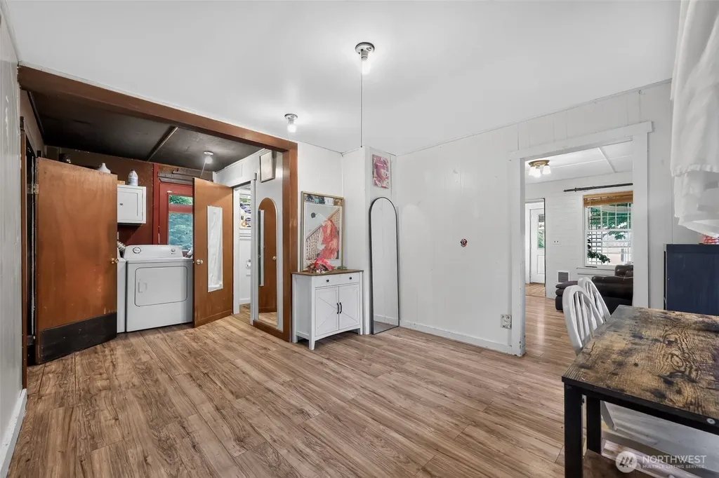 173 Young Road Randle WA 98377