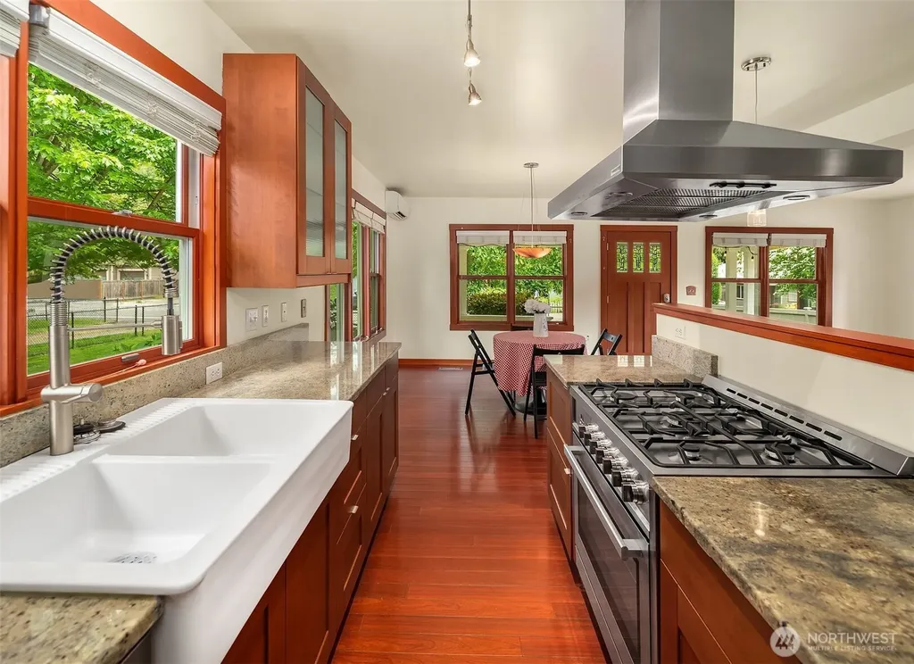 13039 56th Avenue Tukwila WA 98178