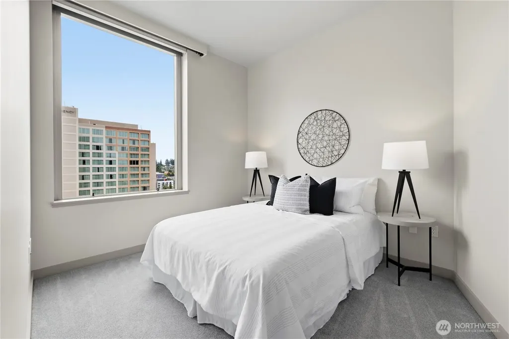 10610 NE 9th Place Bellevue WA 98004