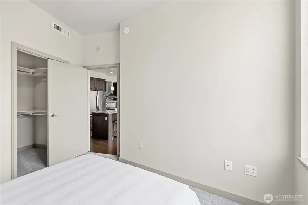 10610 NE 9th Place Bellevue WA 98004