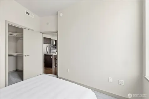10610 NE 9th Place Bellevue WA 98004