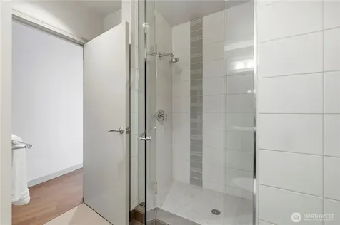 10610 NE 9th Place Bellevue WA 98004