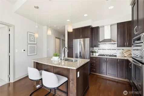 10610 NE 9th Place Bellevue WA 98004