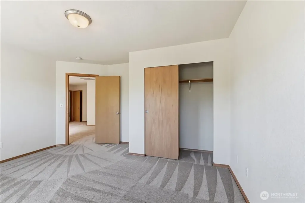 4227 Shale Street SE Lacey WA 98503