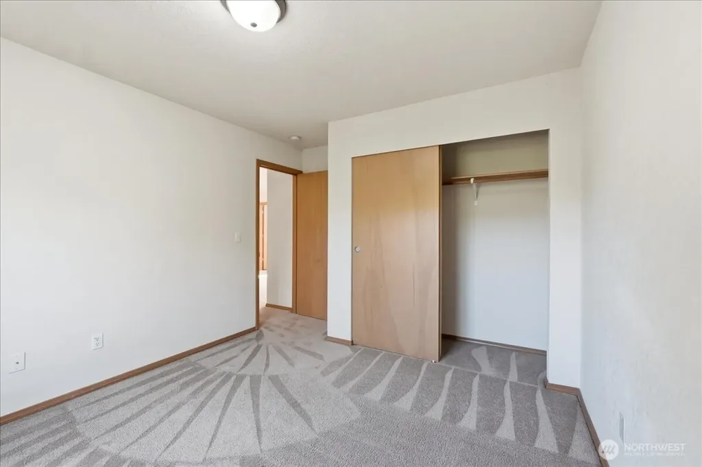 4227 Shale Street SE Lacey WA 98503