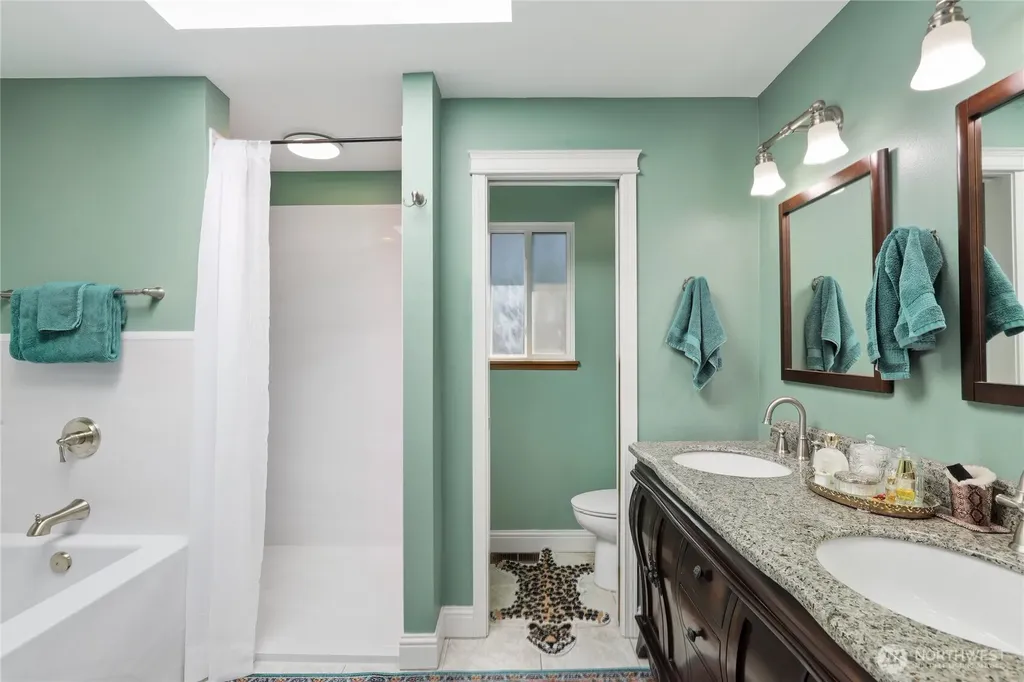 1407 289th Place Federal Way WA 98003