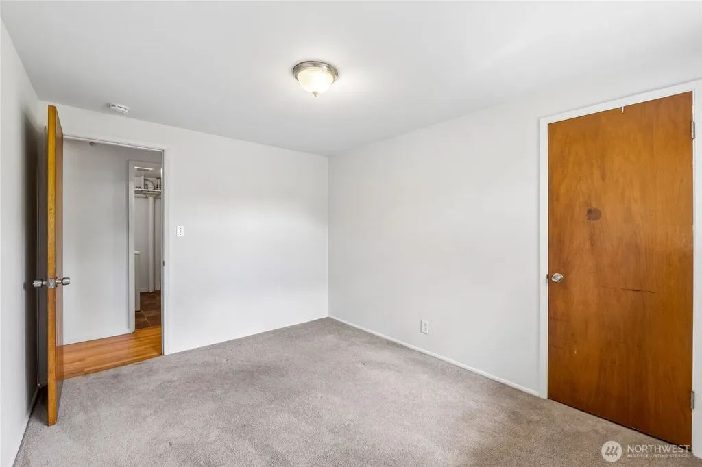 1033 151st Avenue SE Bellevue WA 98007