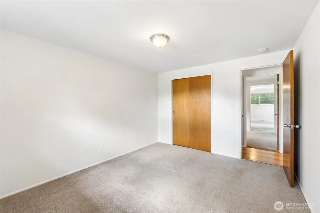 1033 151st Avenue SE Bellevue WA 98007