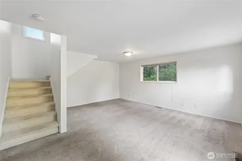 1033 151st Avenue SE Bellevue WA 98007