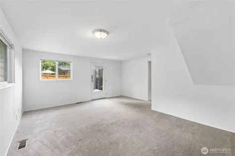 1033 151st Avenue SE Bellevue WA 98007