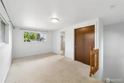 1033 151st Avenue SE Bellevue WA 98007