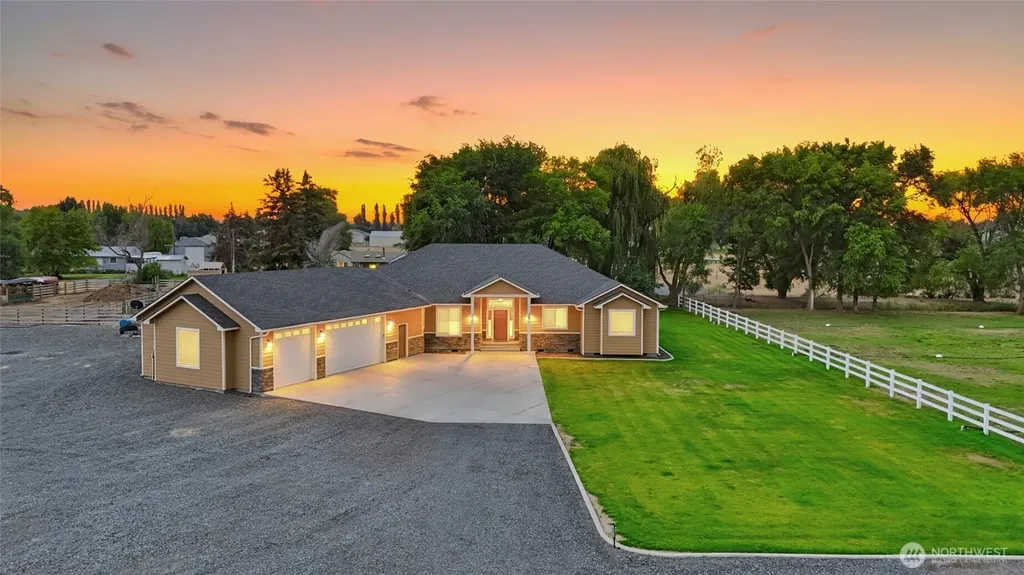 10875 Road 5.6 NE Moses Lake WA 98837