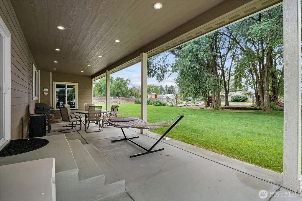 10875 Road 5.6 NE Moses Lake WA 98837