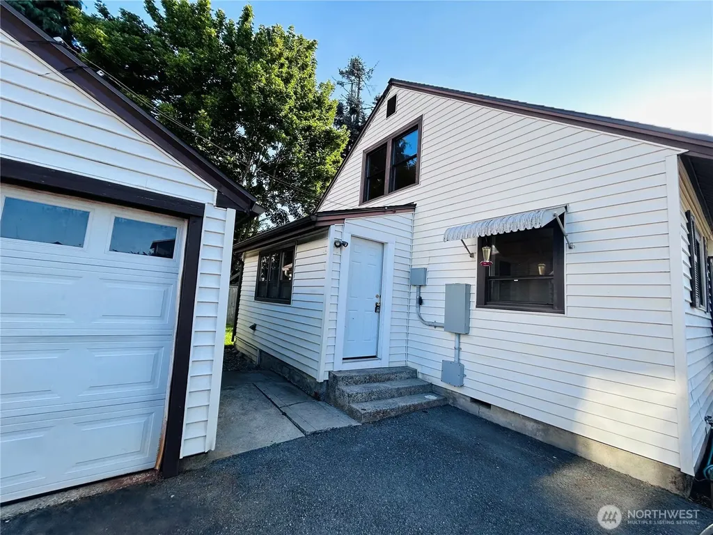 16018 179th Avenue SE Monroe WA 98272