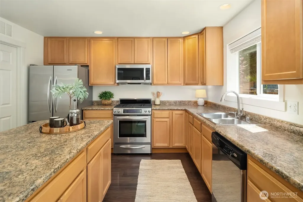 35007 SE Terrace Street Snoqualmie WA 98065