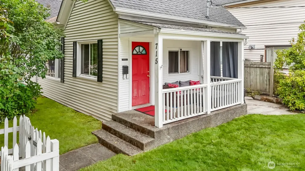 715 S Oakes Street Tacoma WA 98405