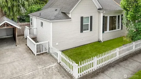 715 S Oakes Street Tacoma WA 98405