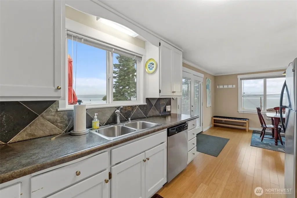 631 Manaco Beach Road Camano Island WA 98282