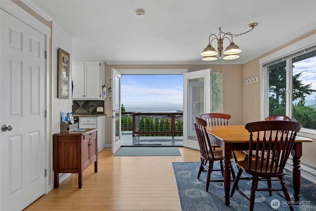 631 Manaco Beach Road Camano Island WA 98282