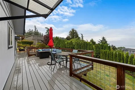 631 Manaco Beach Road Camano Island WA 98282
