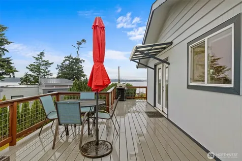 631 Manaco Beach Road Camano Island WA 98282