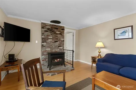 631 Manaco Beach Road Camano Island WA 98282