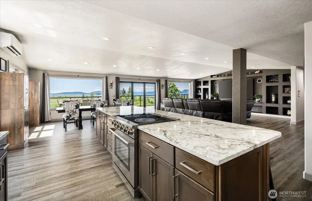 16272 Lookout Lane Bow WA 98232