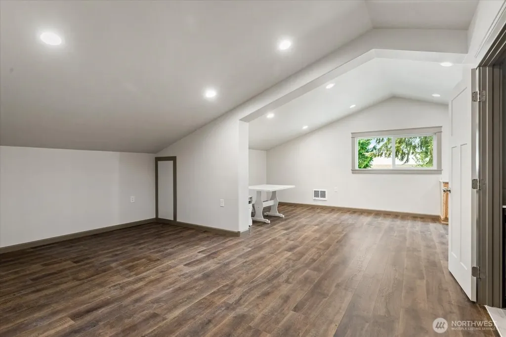 16272 Lookout Lane Bow WA 98232