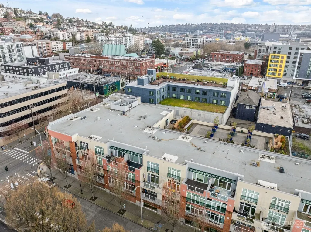 17 W Mercer Street Seattle WA 98119