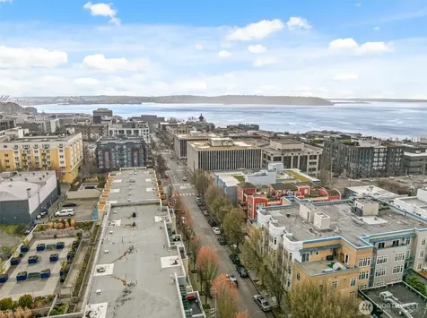 17 W Mercer Street Seattle WA 98119