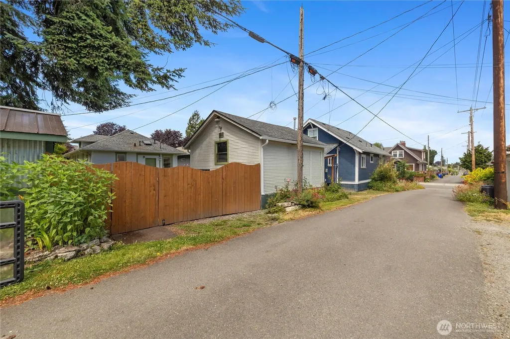 1705 Hoyt Avenue Everett WA 98201