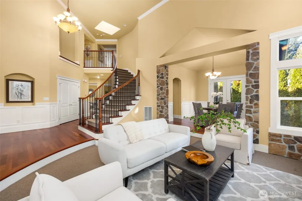 18638 92nd Avenue NE Bothell WA 98011