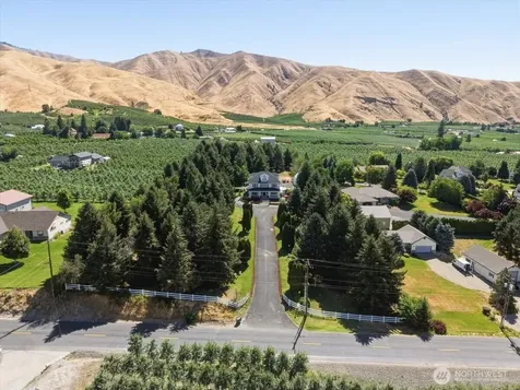 5397 Hughes Road Cashmere WA 98815