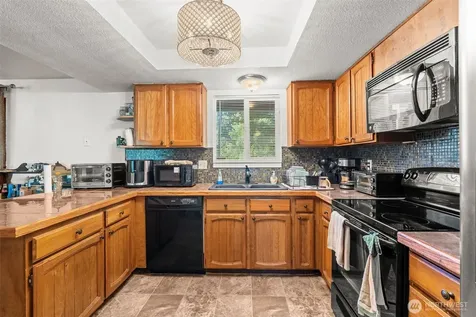 5117 84th Street E Tacoma WA 98446