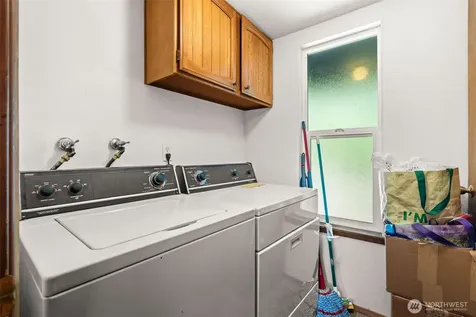 5117 84th Street E Tacoma WA 98446