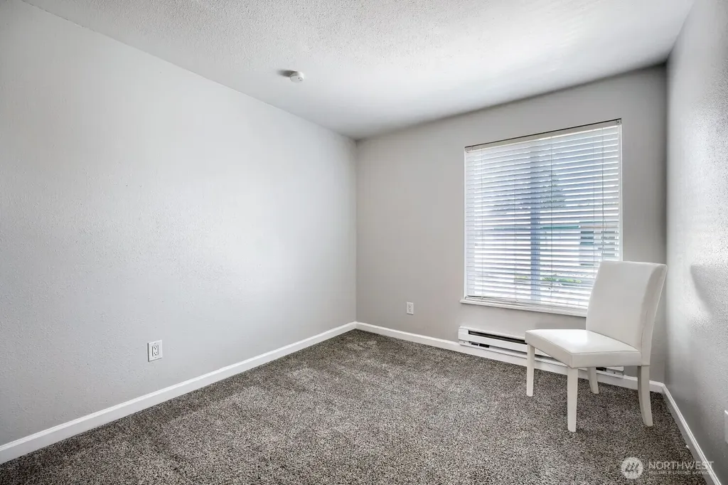 1102 8th Street NE Auburn WA 98002