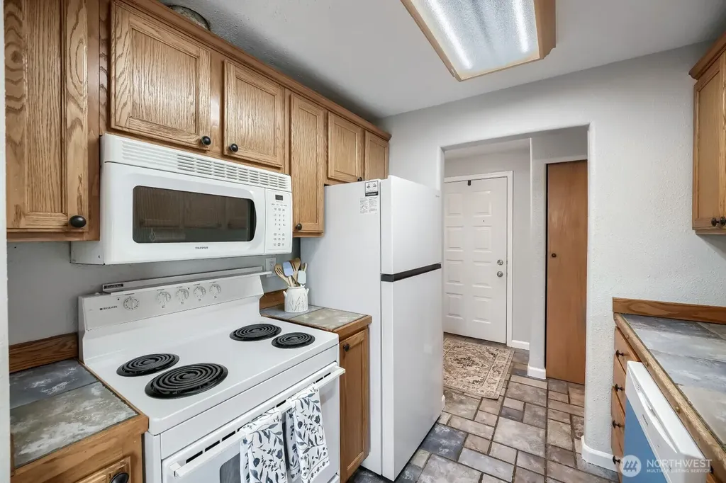 1102 8th Street NE Auburn WA 98002