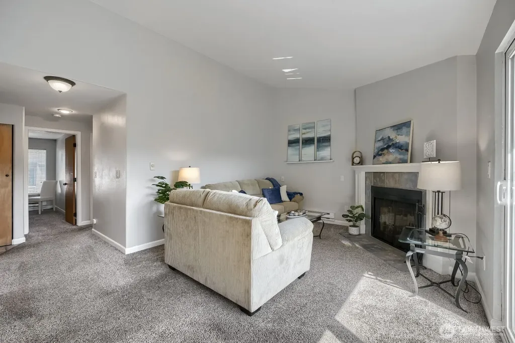 1102 8th Street NE Auburn WA 98002