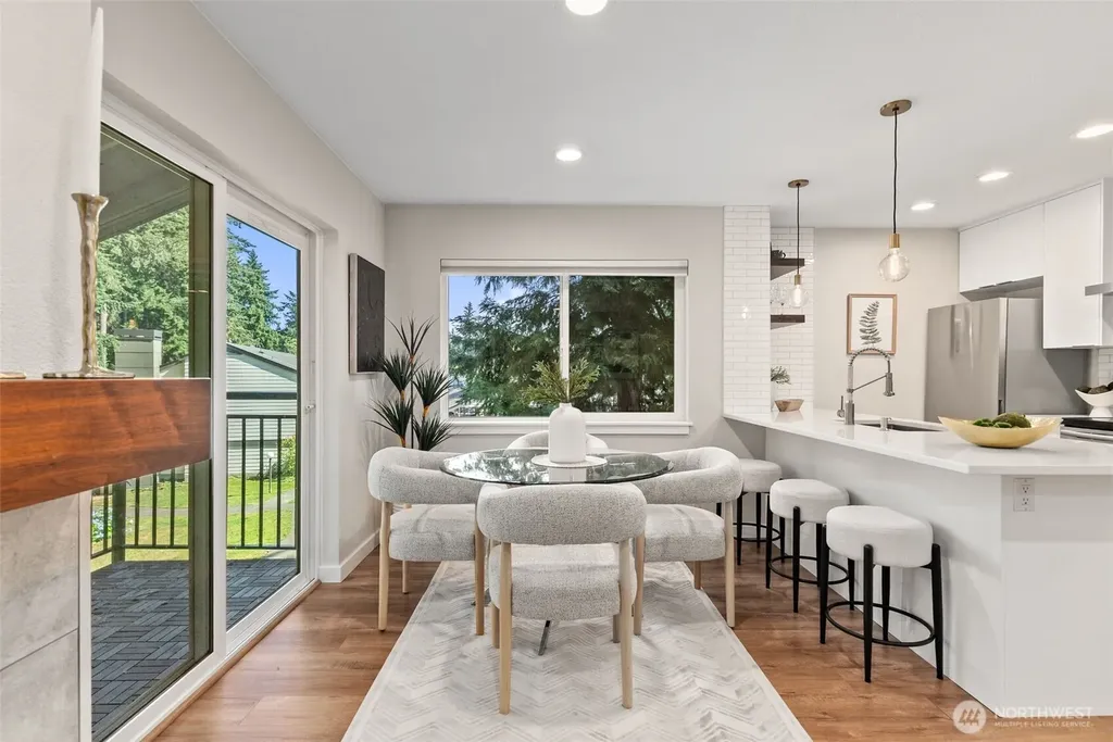 31500 33rd Place SW Federal Way WA 98023