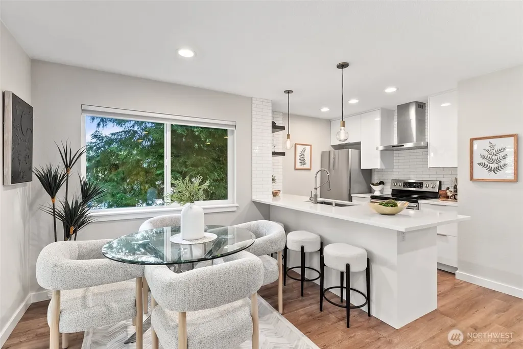 31500 33rd Place SW Federal Way WA 98023