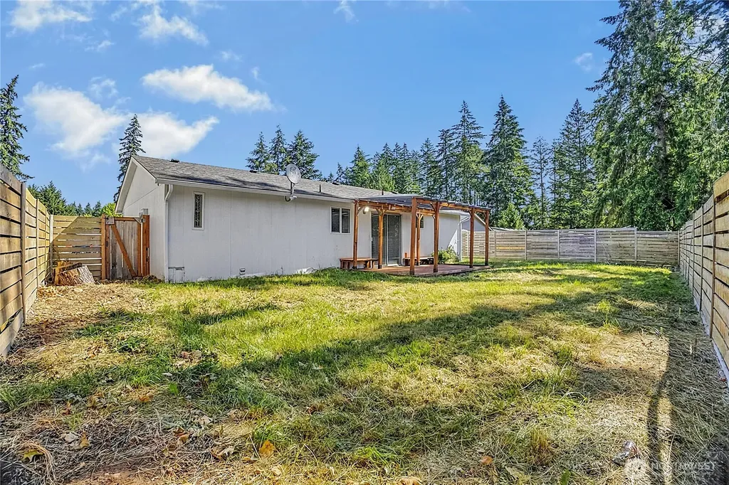 12318 114th Avenue E Puyallup WA 98374