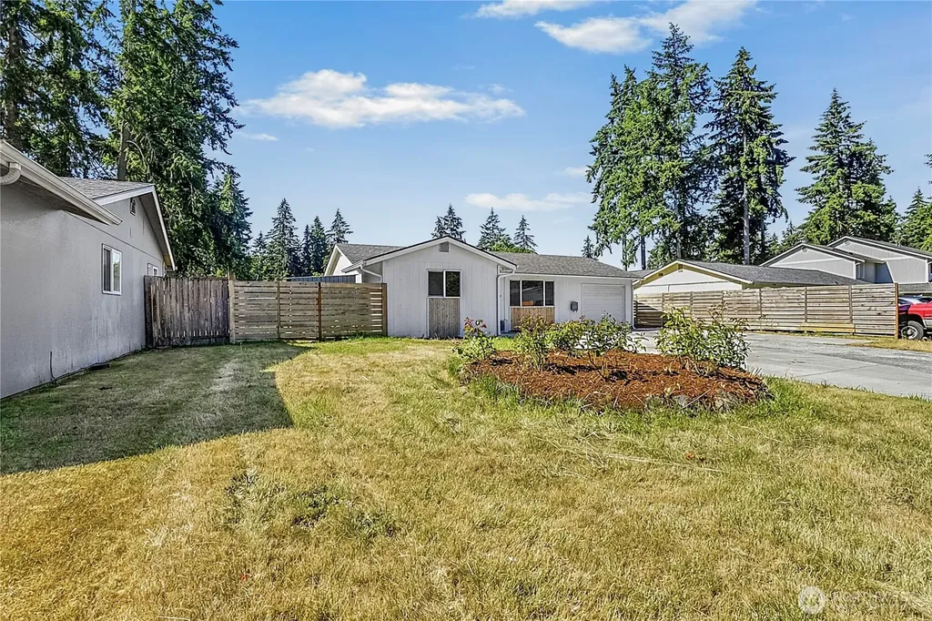 12318 114th Avenue E Puyallup WA 98374