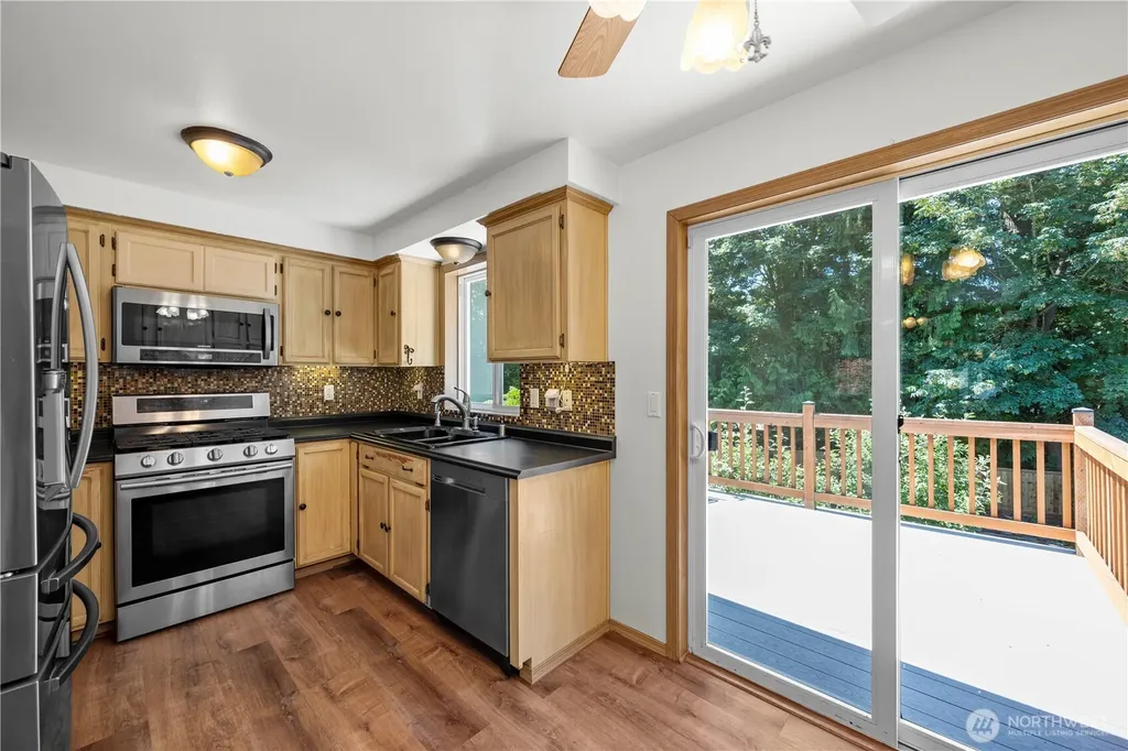 928 96th Avenue SE Lake Stevens WA 98258