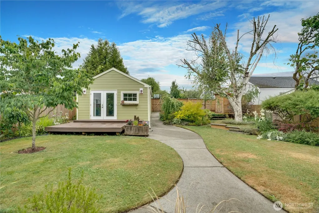4310 E C Street Tacoma WA 98404