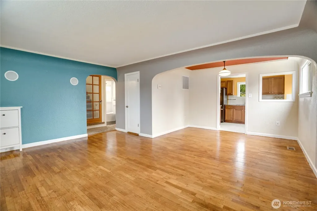 4310 E C Street Tacoma WA 98404
