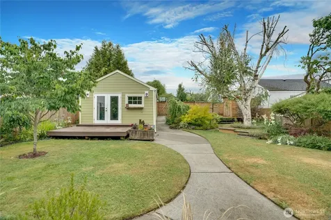 4310 E C Street Tacoma WA 98404