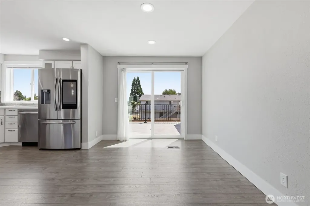 5402 34th Street Loop NE Tacoma WA 98422