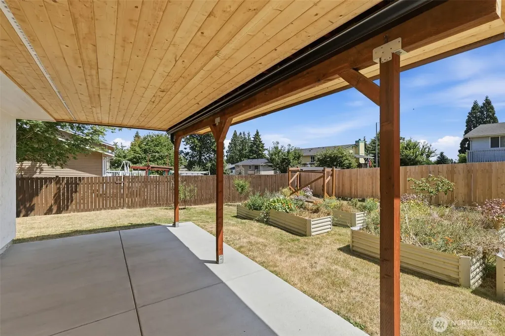 5402 34th Street Loop NE Tacoma WA 98422